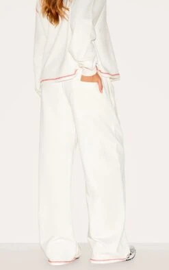 Prettylittlething Cream Contrast Stitch Loopback Wide Leg Sweatpants -Pretty Little Thing Shop 00d1295f8d56273cb47ceaf4362dc9c759144f62 CNM6497 3 cream contrast stitch loopback wide leg joggers