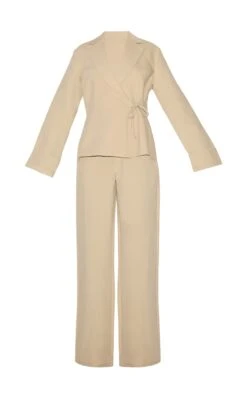 Prettylittlething Clay Premium Woven Tie Side Blazer Jumpsuit -Pretty Little Thing Shop 025e23b58f101de001c654a32cce04aa5de7b03e cnl9237 5
