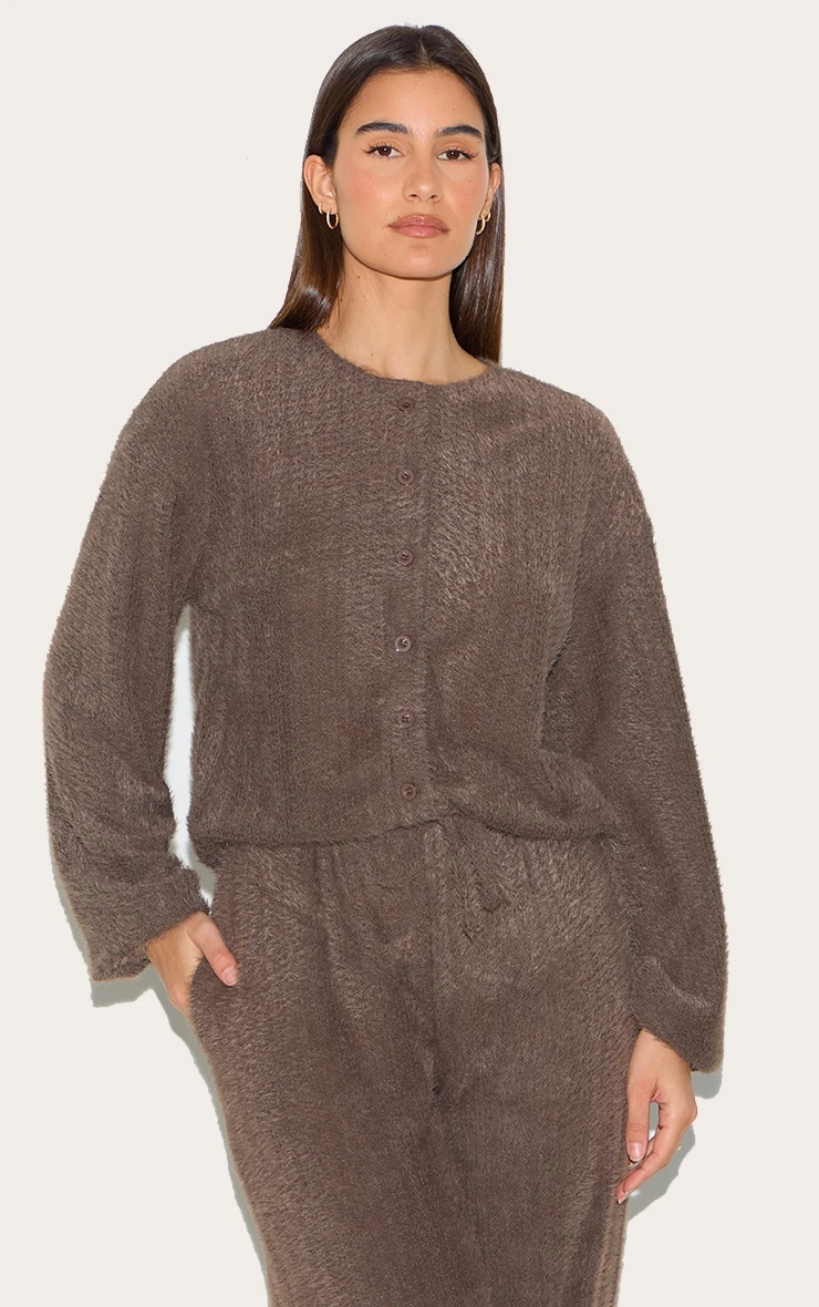 Prettylittlething Brown Textured Button Up Long Sleeve Cardigan 1 Prettylittlething Brown Textured Button Up Long Sleeve Cardigan