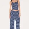 Prettylittlething Navy Striped Wide Leg Pants -Pretty Little Thing Shop 066046c7269972bfdc551ebc7a1d9215d0b90bc0 CNM7380 1 navy striped wide leg trousers