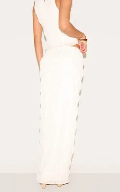 Prettylittlething Cream Chiffon Textured Maxi Skirt -Pretty Little Thing Shop 07b4c582f2bc24586cdd15257b6f77be9db1e568 CNM8824 3 cream chiffon textured maxi skirt