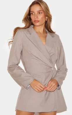 Prettylittlething Taupe Tailored Woven Cinched Waist Long Sleeve Romper -Pretty Little Thing Shop 08211b87610a7ecfaac7032a5c4be889989aee2f cnl9263 4
