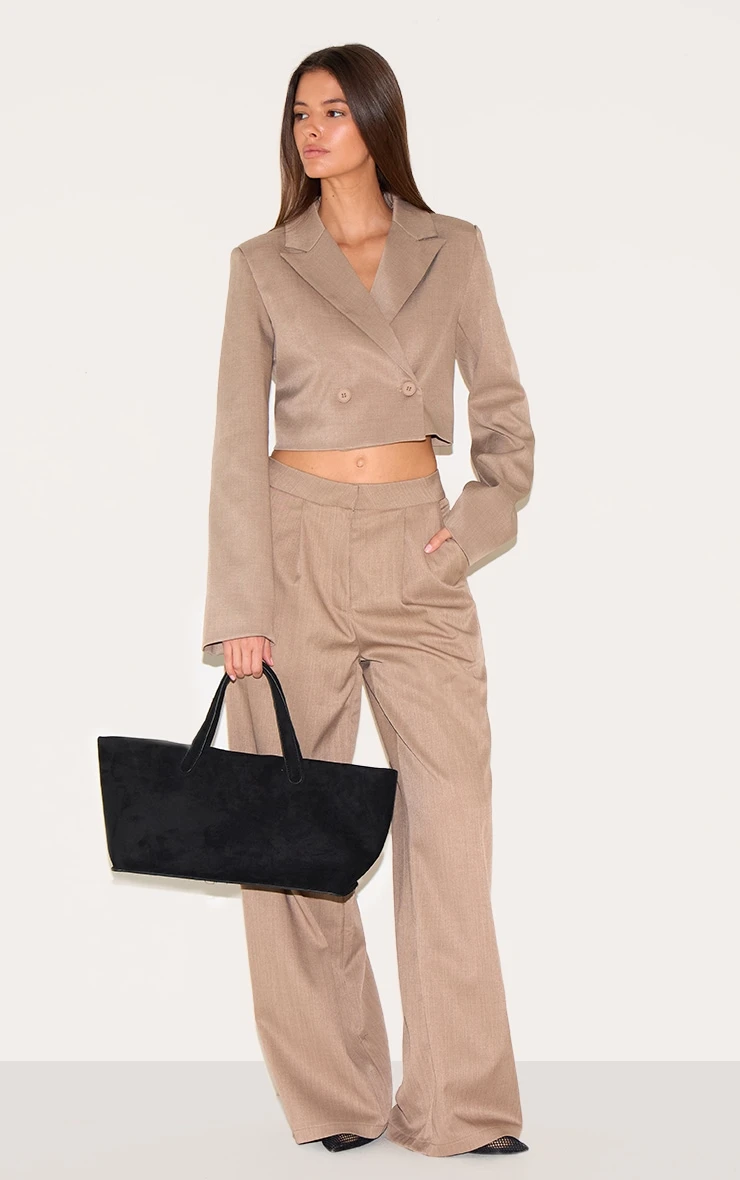 Prettylittlething Mushroom Tailored Woven Boxy Cropped Blazer 3 Prettylittlething Mushroom Tailored Woven Boxy Cropped Blazer - Image 3