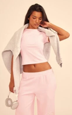 Prettylittlething Baby Pink Heart Embossed Wide Leg Sweatpants -Pretty Little Thing Shop 0f385f8447708c960e4b47e6f763a62317b5aeca cnj5694 4