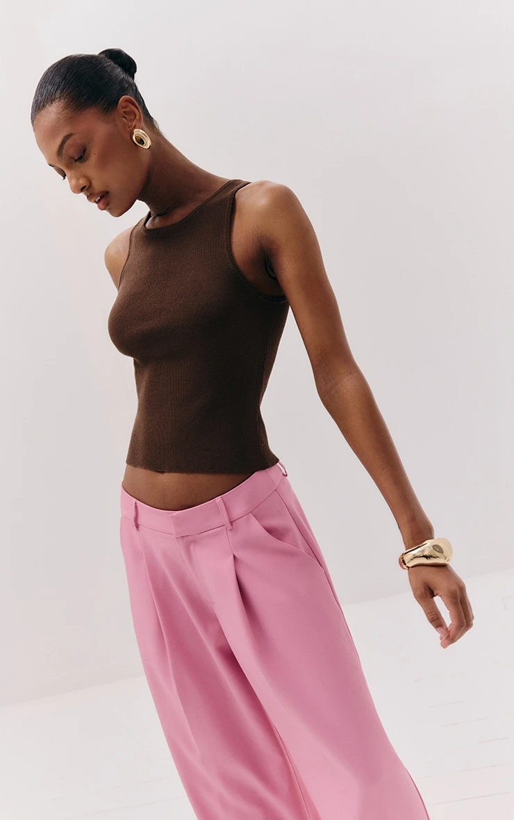 Prettylittlething Pink Woven Double Pleat Wide Leg Pant 4 Prettylittlething Pink Woven Double Pleat Wide Leg Pant - Image 4