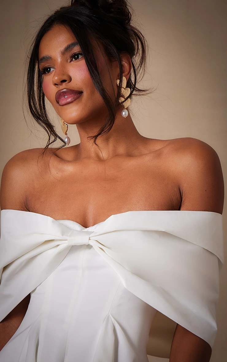 Prettylittlething Premium White Satin Extreme Bow Detail Romper 4 Prettylittlething Premium White Satin Extreme Bow Detail Romper - Image 4