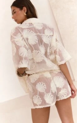 Prettylittlething Cream Sheer Woven Shell Embroidered Shorts 8 Prettylittlething Cream Sheer Woven Shell Embroidered Shorts -Pretty Little Thing Shop 12edef8b0d35dcba066288cca80c8cb8434cf9dc CNN5776 3 cream sheer woven shell embroidered shorts