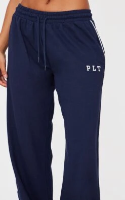 PRETTYLITTLETHING Navy Contrast Binding Wide Leg Sweatpants 8 PRETTYLITTLETHING Navy Contrast Binding Wide Leg Sweatpants -Pretty Little Thing Shop 13a38ec00d9724b5618f792e1d72f909bf55b411 CNK6437 4 prettylittlething navy contrast binding wide leg joggers
