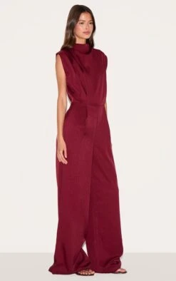 Prettylittlething Dark Plum Woven Cap Sleeve Flare Jumpsuit -Pretty Little Thing Shop 146f241b2781c157606baf02f1a807f69e63dd8e CNN0137 3 dark plum woven cap sleeve flare jumpsuit
