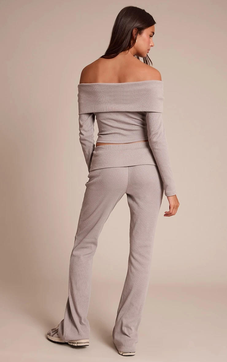 Prettylittlething Ash Grey Fold Over Straight Leg Pant 3 Prettylittlething Ash Grey Fold Over Straight Leg Pant - Image 3