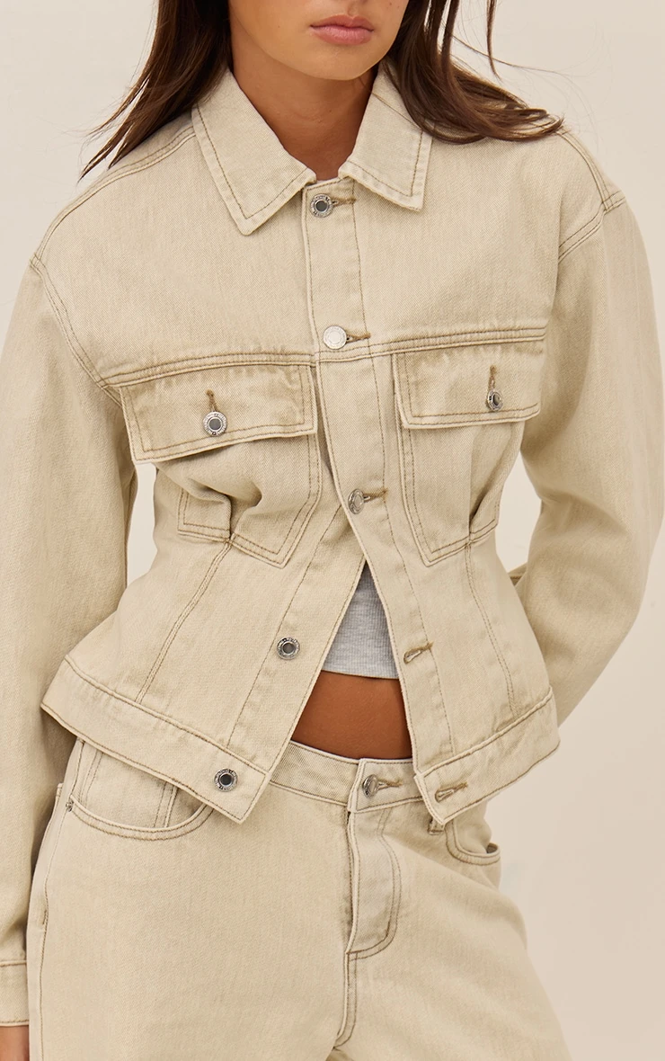 Prettylittlething Light Stone Dip Front Straight Leg Jeans 4 Prettylittlething Light Stone Dip Front Straight Leg Jeans - Image 4