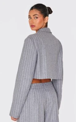 Prettylittlething Grey Premium Pinstripe Pocket Detail Cropped Shirt -Pretty Little Thing Shop 20b70373a0779dcfbc567c0525038b9770f76496 cnl4792 2