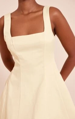 Prettylittlething Lemon Woven Straight Neck Sleeveless Shift Dress -Pretty Little Thing Shop 23a46a8b38b8f90beeb3fde734043464f33fd3f8 CNN3776 4 lemon woven scoop neck sleeveless shift dress