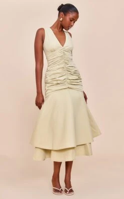 Prettylittlething Sage Woven Ruched Dropped Waist Midaxi Dress -Pretty Little Thing Shop 23ecd735a56b8685cb3e16b2e194816b457575b4 CNN3803 3 sage woven ruched dropped waist midaxi dress