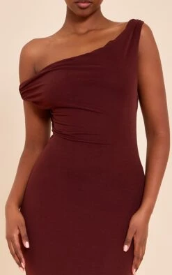 Prettylittlething Chocolate Double Layered Chiffon Asymmetric Maxi Dress -Pretty Little Thing Shop 247c46625d213ea861a3eabf68c4cee6ec4ed929 CNN1552 4 chocolate double layered chiffon asymmetric maxi dress