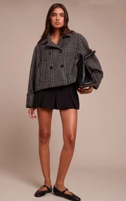 Prettylittlething Charcoal Herringbone Double Breasted Wool Look Coat -Pretty Little Thing Shop 2667b4f93aa2c429b484afc22c79281735e68391 CNN8526 3 charcoal herringbone double breasted wool look coat