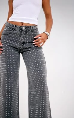 Prettylittlething Washed Grey Diamante Front Straight Leg Jeans -Pretty Little Thing Shop 286d396430520f3504402cd2000217f0c31ae495 cnk1587 4