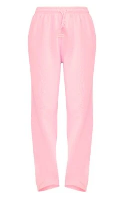 PRETTYLITTLETHING Baby Pink Badge Detail Mid Rise Wide Leg Sweatpants -Pretty Little Thing Shop 28a106f4bd6a597b44546e283c62ad5d86f98fbb cnj5143 5