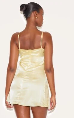 Prettylittlething Butter Yellow Satin Shift Dress -Pretty Little Thing Shop 294759ea55099d773c0006915bd3123e84b09e87 CNM0899 2 butter yellow satin shift dress