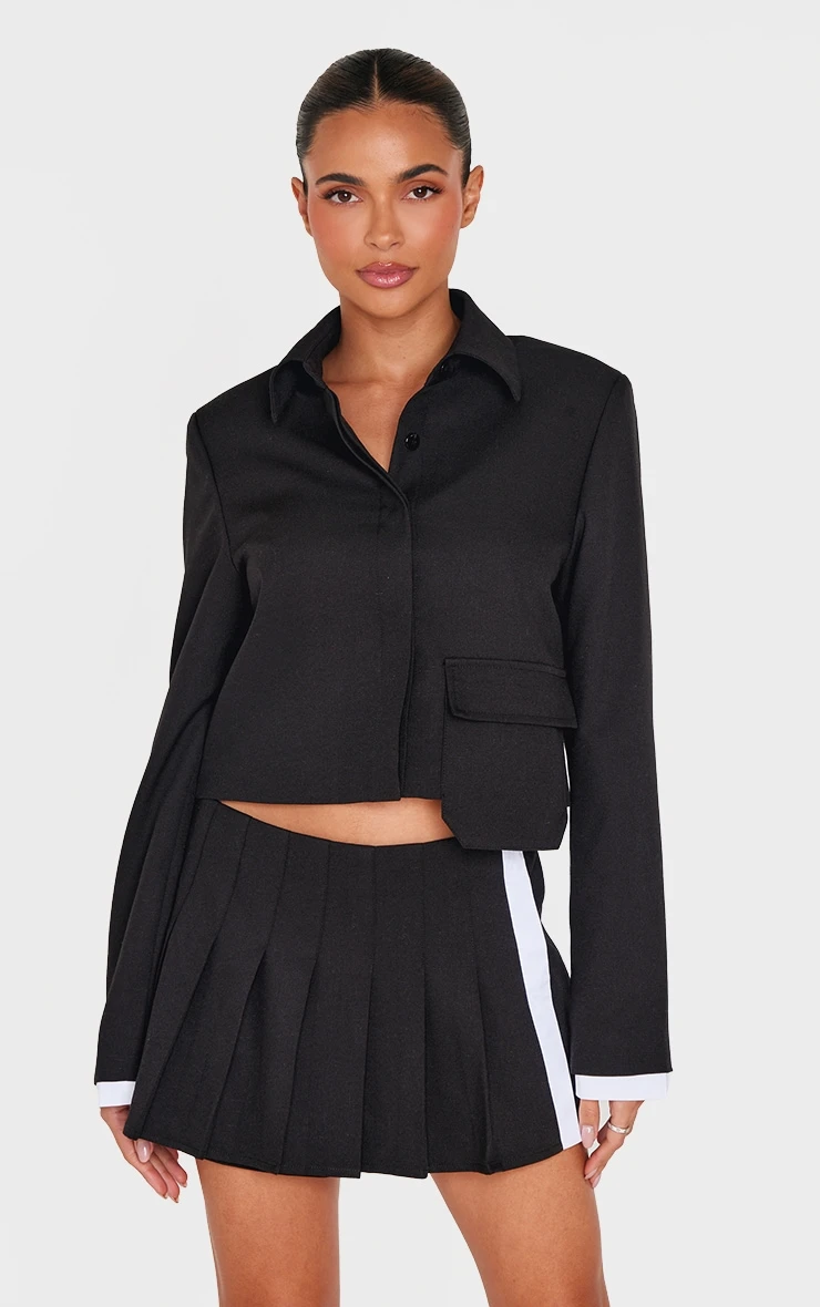 Prettylittlething Black Tailored Pleated Mini Skort 4 Prettylittlething Black Tailored Pleated Mini Skort - Image 4