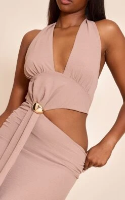Prettylittlething Taupe Textured Plunge Trim Maxi Dress -Pretty Little Thing Shop 2c2d8c65fdef5ba6f8995c67163b40956fff15ac CNN5460 4 taupe textured plunge trim maxi dress