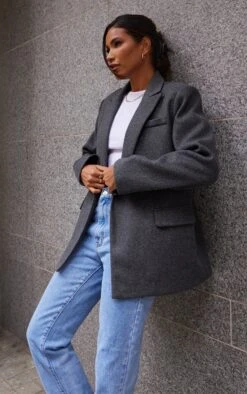 Prettylittlething Grey Wool Look Double Breasted Blazer -Pretty Little Thing Shop 2c8e125e7cf861c889970a73f9be74ec9d47f6c0 CMZ3404 4 grey wool look double breasted blazer