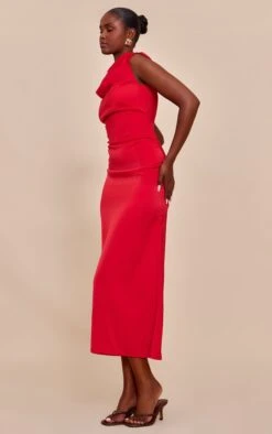 Prettylittlething Red Satin Boat Neck Fishtail Midi Dress -Pretty Little Thing Shop 2d086df9e93058bb8f74293cb7fe4415119dad25 CNN3354 3 red satin boat neck fishtail midi dress