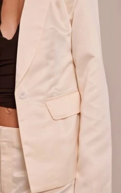 Cream Satin Longline Blazer -Pretty Little Thing Shop 2d5bf95414d419d3c7577874c8197e9ccbd96da8 CNO1857 4 cream satin longline blazer