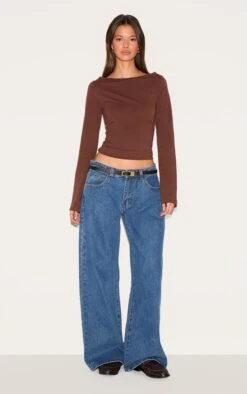 Prettylittlething Chocolate Crew Neck Flared Sleeve Long Top -Pretty Little Thing Shop 2d8f3140e936203850567fdcc56ea46782db6267 CNM3768 3 chocolate crew neck flared sleeve long top