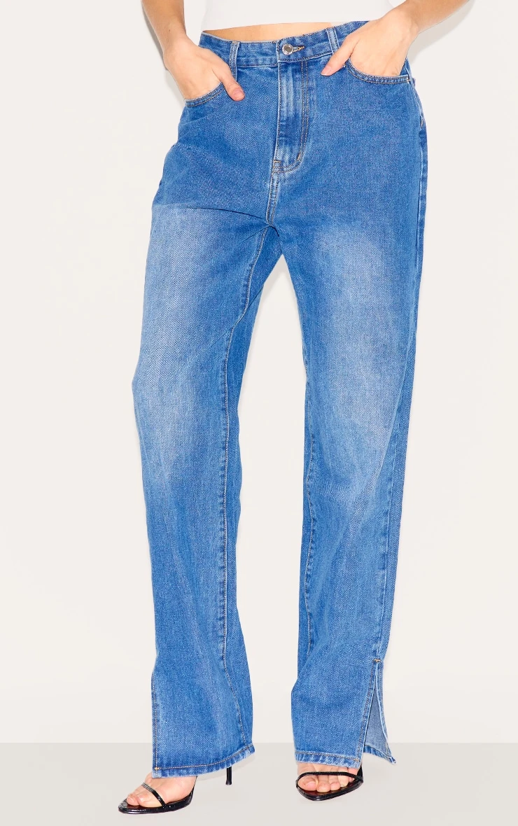 Prettylittlething Mid Blue Wash L30 Denim Split Hem Jeans - Image 2