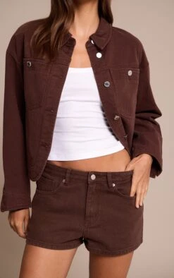 Prettylittlething Chocolate Curved Hem Denim Shorts 6 Prettylittlething Chocolate Curved Hem Denim Shorts -Pretty Little Thing Shop 2ebc4bafc751100587e7f1cd884be363c329d0e6 CNN2175 2 chocolate curved hem denim shorts