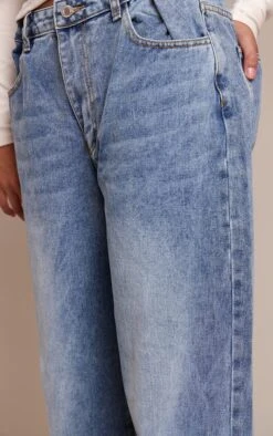 Prettylittlething Light Blue Button Detail Wide Leg Jeans -Pretty Little Thing Shop 30a359a4ec3d07e65b6ebe4fd39969a74f45a2cd CNL5083 4 light blue button detail wide leg jeans