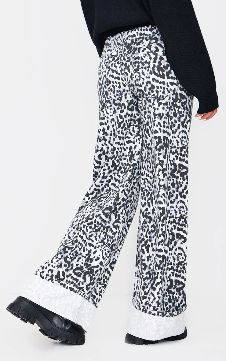 Prettylittlething White And Black Leopard Print Turn Up Hem Wide Leg Jeans 3 Prettylittlething White And Black Leopard Print Turn Up Hem Wide Leg Jeans - Image 3