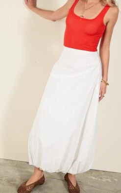 Prettylittlething White Cotton Puffball Maxi Skirt -Pretty Little Thing Shop 354b90b3c00308825f754995e8a02cb716f28e4b CNM3693 4 white cotton puffball maxi skirt