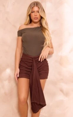 Chocolate Textured Rib Drape Front Ruched Mini Skirt 9 Chocolate Textured Rib Drape Front Ruched Mini Skirt -Pretty Little Thing Shop 38e58c4f732538eafe38748b124e1674f5400702 cnh5952 4