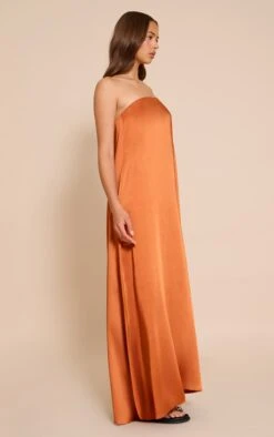 Prettylittlething Rust Textured Satin Bandeau Column Dress -Pretty Little Thing Shop 39c276c3aee2e8fd8ddbd54eb435d6f0c599707f CNN3505 3 rust textured satin bandeau column dress