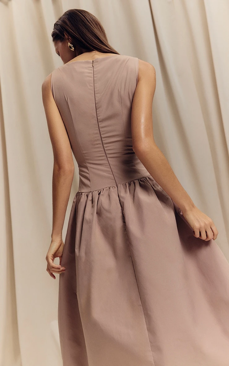 Prettylittlething Taupe Dropped Waist Midaxi Dress 3 Prettylittlething Taupe Dropped Waist Midaxi Dress - Image 3