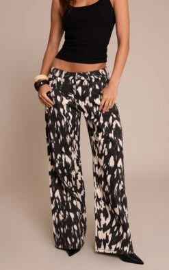 Prettylittlething Mono Leopard Slouchy Wide Leg Jeans -Pretty Little Thing Shop 3a4a18f89288ce39673f5513d4e6adedc84eddd0 CNO3411 2 mono leopard slouchy wide leg jeans