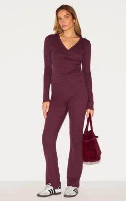 Prettylittlething Plum Ribbed Elasticated Skinny Flare Pants