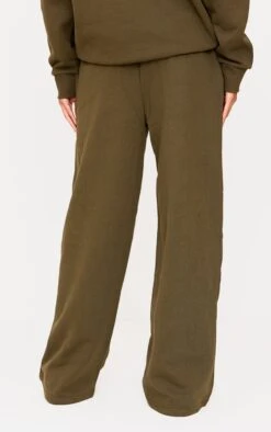 Prettylittlething Olive Premium Thin Waistband Straight Leg Sweatpants -Pretty Little Thing Shop 3df47d9df7b3bd1de5ff8a0112bcadafd1f16be7 cnl2290 3