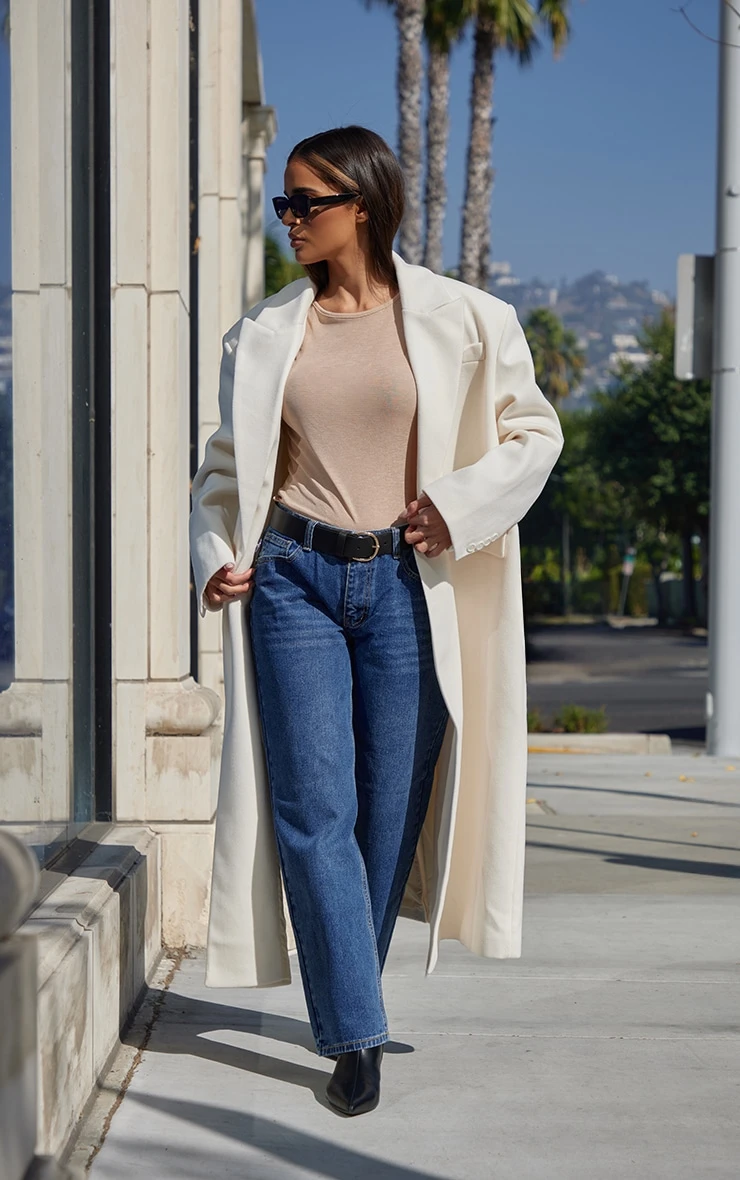Prettylittlething Ecru Structured Extreme Oversized Double Breasted Coat 3 Prettylittlething Ecru Structured Extreme Oversized Double Breasted Coat - Image 3