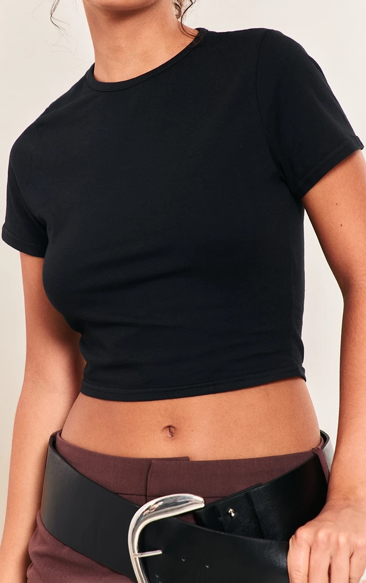Prettylittlething Black Cotton Crew Neck Cropped Short Sleeve T-shirt 4 Prettylittlething Black Cotton Crew Neck Cropped Short Sleeve T-shirt - Image 4
