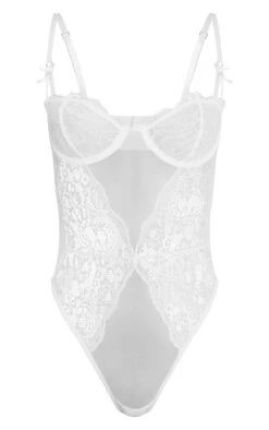 Prettylittlething White Lace Underwired Lingerie Bodysuit -Pretty Little Thing Shop 41d87e241edbf06d4742e1471407eb178a74b345 CNN2211 5 white lace underwired lingerie bodysuit