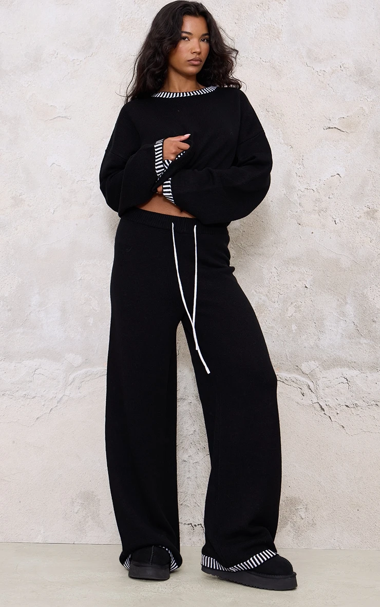 Prettylittlething Monochrome Contrast Stitch Detail Knit Oversized Sweater 3 Prettylittlething Monochrome Contrast Stitch Detail Knit Oversized Sweater - Image 3