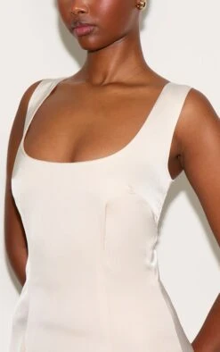 Prettylittlething Natural Satin Drop Waist Midi Dress 8 Prettylittlething Natural Satin Drop Waist Midi Dress -Pretty Little Thing Shop 4538b6fab09f2c511aa60bf5d579ec95ae651bfb CNM1578 4 natural satin drop waist midi dress