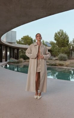 Prettylittlething Ecru Suede Longline Button Coat 12 Prettylittlething Ecru Suede Longline Button Coat -Pretty Little Thing Shop 4552ec8beb0228a7953dfeabc7ecf385b7bfbcee CNN8327 5 ecru suede longline button coat