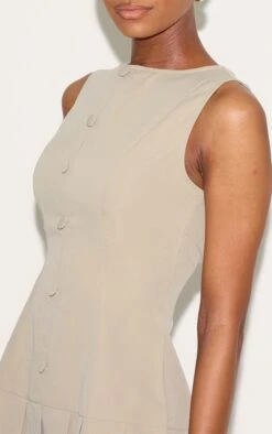 Prettylittlething Clay Button Down Pleated Hem Shift Dress -Pretty Little Thing Shop 48873fa306215e3fbf7631a37916653c53002e2f CNL9489 4 clay button down pleated hem shift dress