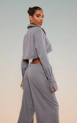 Slate Grey Cropped Shirt -Pretty Little Thing Shop 48c91d82031d7fefe93441a21de03fa9a40d6dda cnc2535 3