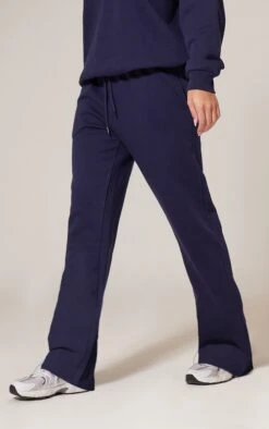 Prettylittlething Navy Premium Wide Leg Sweat Sweatpants