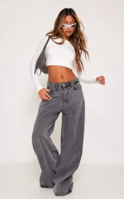 Prettylittlething White Basic Slinky Long Sleeve Crop Top -Pretty Little Thing Shop 4d1dc88ac36776667ed0bb05ac49f399d7ee713a cnf0760 3